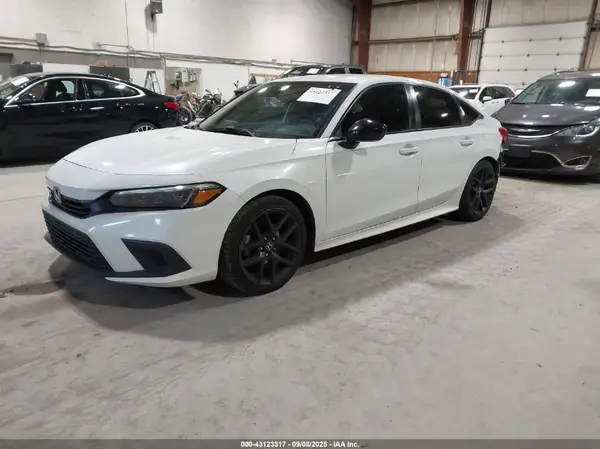 2HGFE2F52NH502586 2022 HONDA CIVIC - Image 2