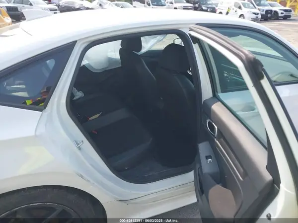 2HGFE2F52NH541145 2022 HONDA CIVIC - Image 8