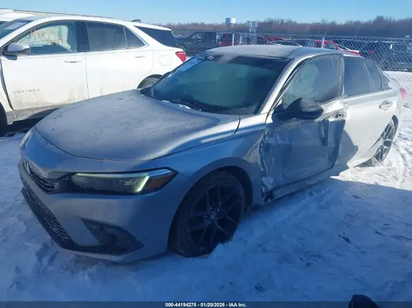 2HGFE2F52NH585694 2022 HONDA CIVIC - Image 2