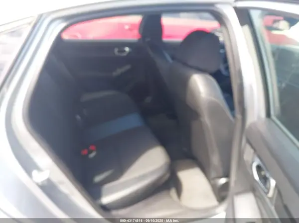 2HGFE2F52NH594377 2022 HONDA CIVIC - Image 8