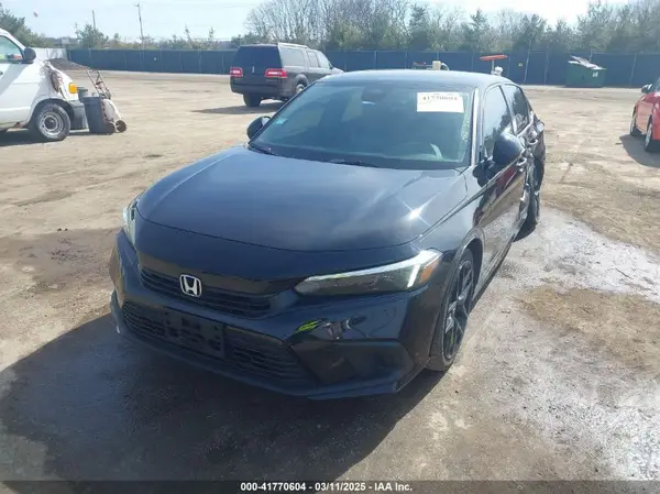 2HGFE2F52NH600629 2022 HONDA CIVIC - Image 2