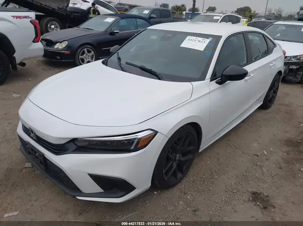 2HGFE2F52PH511789 2023 HONDA CIVIC - Image 2