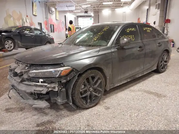 2HGFE2F52RH104428 2024 HONDA CIVIC - Image 2