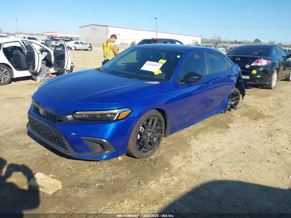 2HGFE2F52RH524285 2024 HONDA CIVIC - Image 2