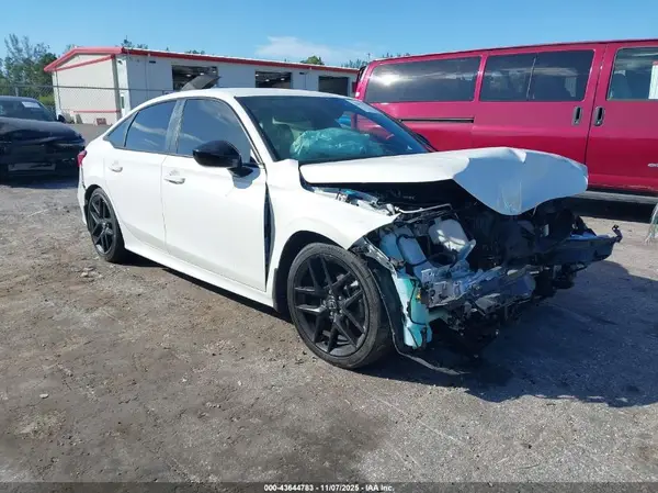 2HGFE2F52RH526201 2024 HONDA CIVIC - Image 1