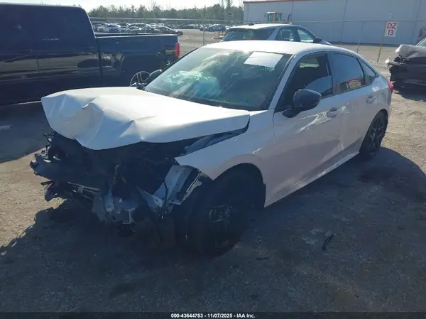 2HGFE2F52RH526201 2024 HONDA CIVIC - Image 2