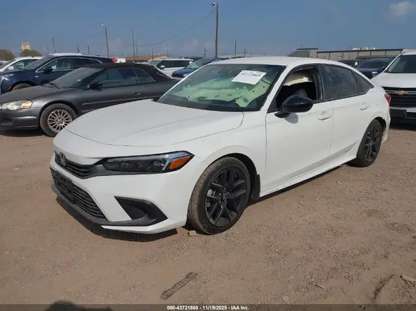 2HGFE2F52RH530507 2024 HONDA CIVIC - Image 2