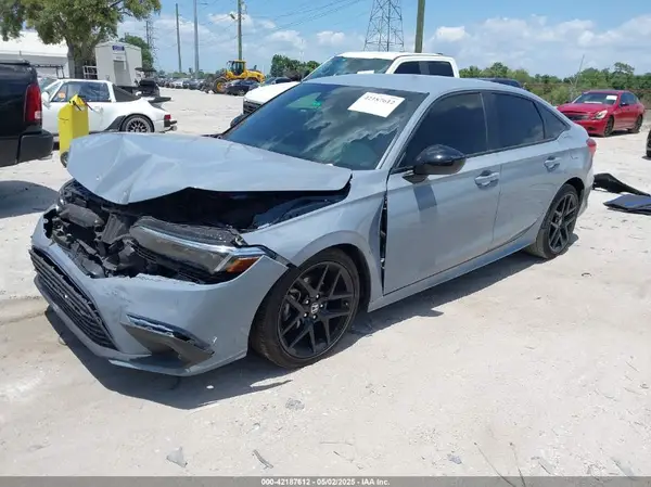 2HGFE2F52RH538087 2024 HONDA CIVIC - Image 2