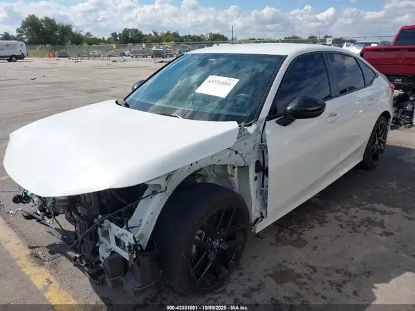 2HGFE2F52RH546898 2024 HONDA CIVIC - Image 2