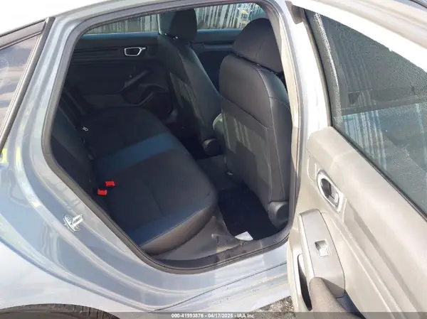 2HGFE2F52RH566679 2024 HONDA CIVIC - Image 8