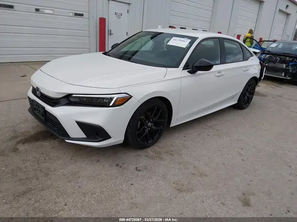2HGFE2F52RH576323 2024 HONDA CIVIC - Image 2