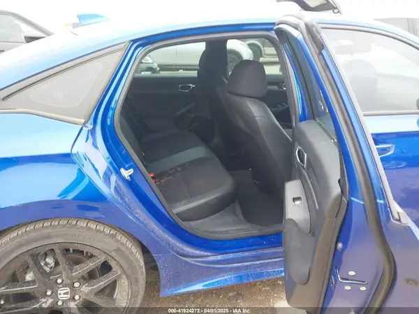 2HGFE2F52RH579061 2024 HONDA CIVIC - Image 8