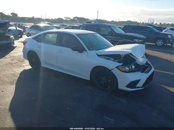2HGFE2F52RH582610 2024 HONDA CIVIC - Image 1
