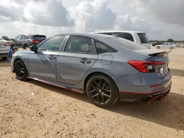 2HGFE2F52RH582882 2024 HONDA CIVIC - Image 2