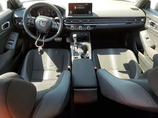 2HGFE2F52RH586026 2024 HONDA CIVIC - Image 8
