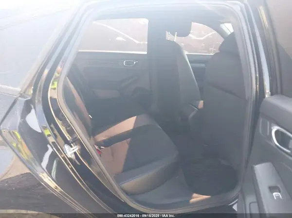 2HGFE2F52RH589685 2024 HONDA CIVIC - Image 8