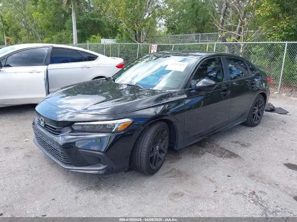 2HGFE2F52RH592473 2024 HONDA CIVIC - Image 2