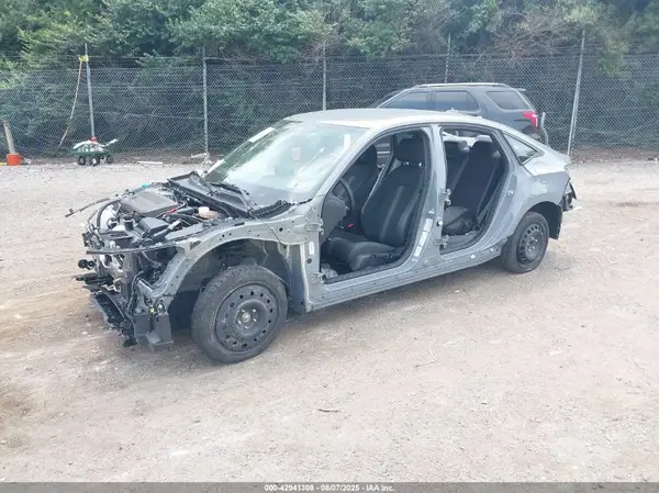 2HGFE2F52SH545000 2025 HONDA CIVIC - Image 2