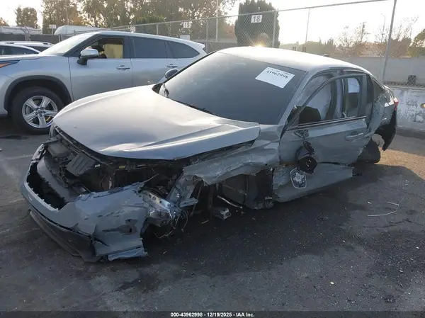 2HGFE2F52SH545904 2025 HONDA CIVIC - Image 2