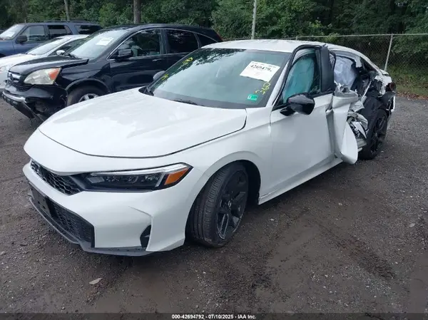 2HGFE2F52SH592379 2025 HONDA CIVIC - Image 2