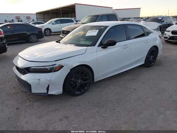 2HGFE2F52TH532457 2026 HONDA CIVIC - Image 2