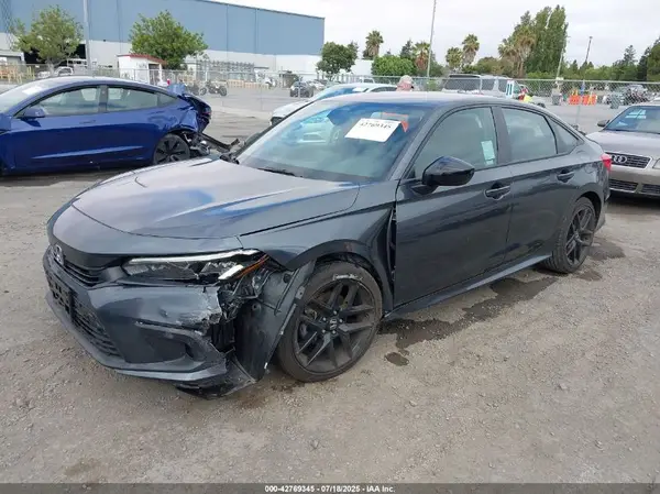 2HGFE2F53RH525963 2024 HONDA CIVIC - Image 2