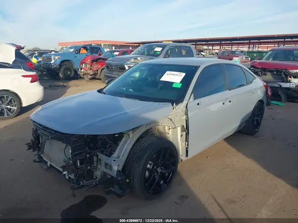 2HGFE2F53RH561054 2024 HONDA CIVIC - Image 2