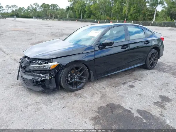 2HGFE2F53RH586083 2024 HONDA CIVIC - Image 2