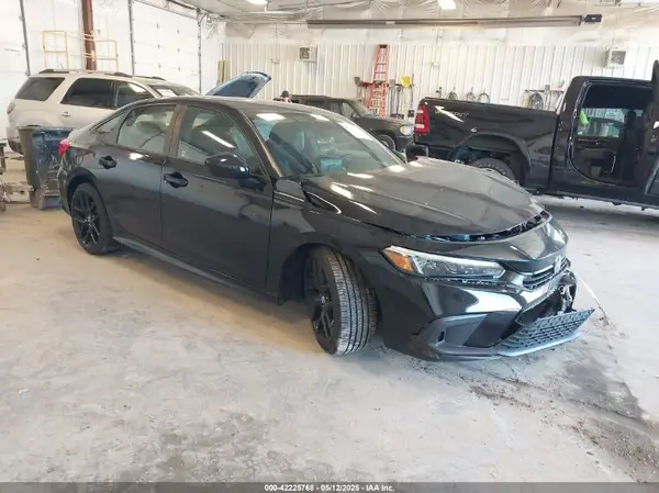 2HGFE2F53RH586133 2024 HONDA CIVIC - Image 1