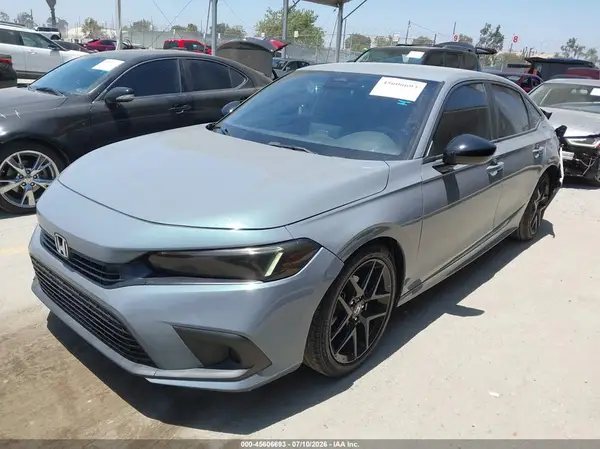2HGFE2F53RH593924 2024 HONDA CIVIC - Image 2