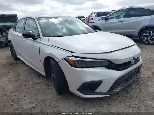2HGFE2F54NH556181 2022 HONDA CIVIC - Image 1