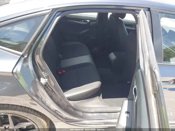 2HGFE2F54RH530718 2024 HONDA CIVIC - Image 8
