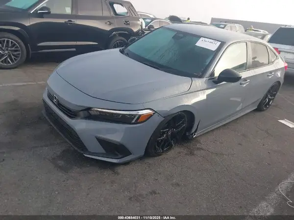 2HGFE2F54RH582740 2024 HONDA CIVIC - Image 2