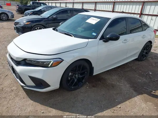 2HGFE2F54RH587534 2024 HONDA CIVIC - Image 2
