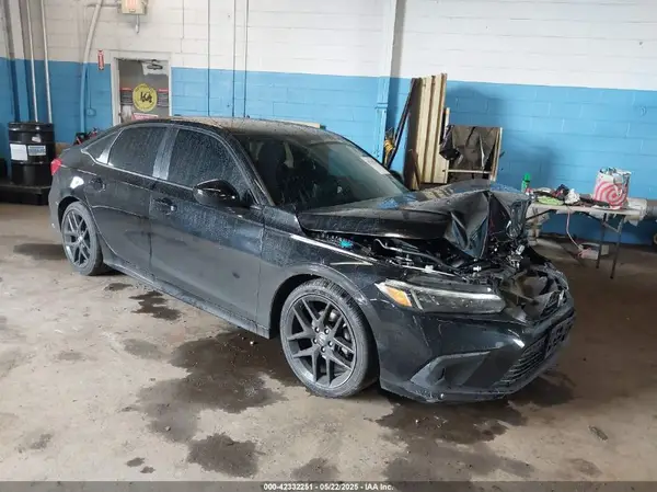 2HGFE2F55NH561132 2022 HONDA CIVIC - Image 1