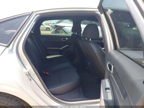 2HGFE2F55NH586872 2022 HONDA CIVIC - Image 8