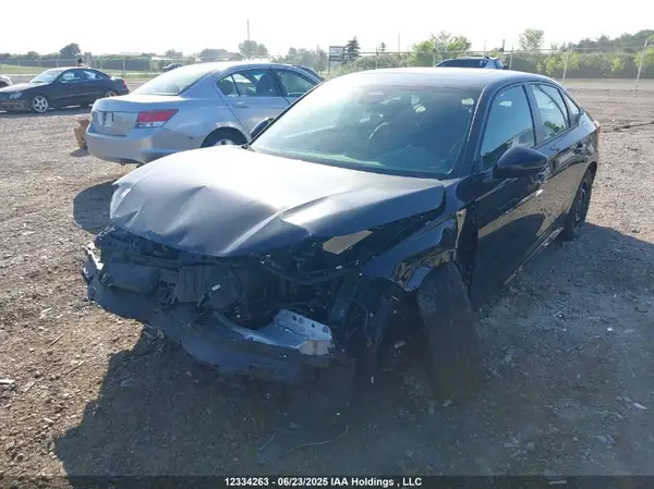 2HGFE2F55RH100275 2024 HONDA CIVIC - Image 2