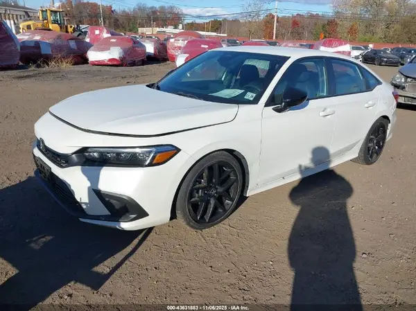 2HGFE2F55RH517072 2024 HONDA CIVIC - Image 2