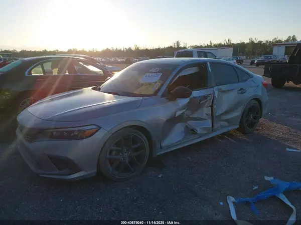 2HGFE2F55RH533305 2024 HONDA CIVIC - Image 2