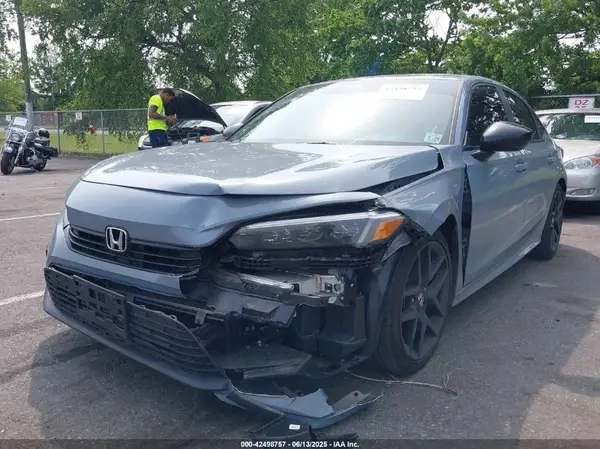 2HGFE2F55RH577305 2024 HONDA CIVIC - Image 2