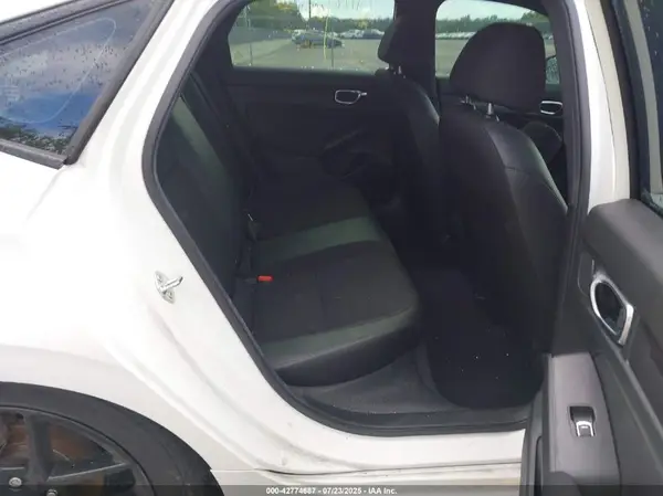 2HGFE2F55RH585923 2024 HONDA CIVIC - Image 8