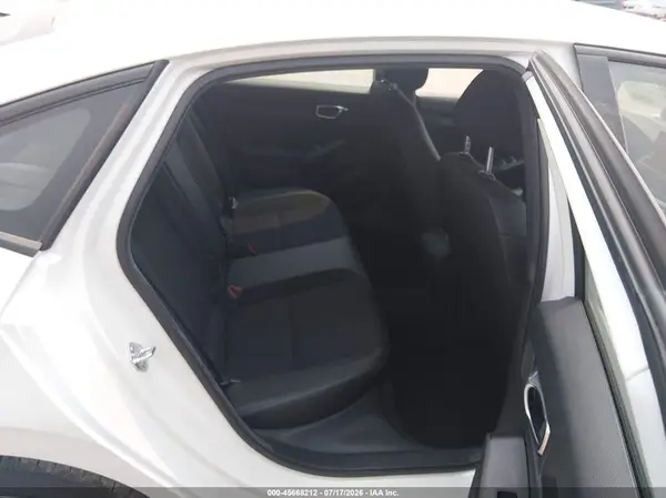 2HGFE2F55TH560978 2026 HONDA CIVIC - Image 8