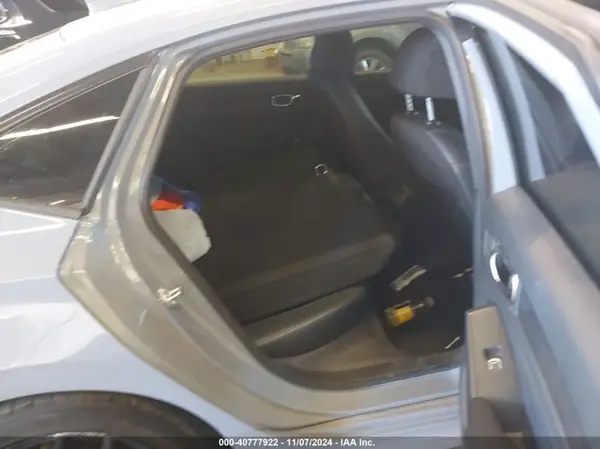 2HGFE2F56NH561317 2022 HONDA CIVIC - Image 8
