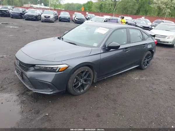 2HGFE2F56NH570924 2022 HONDA CIVIC - Image 2