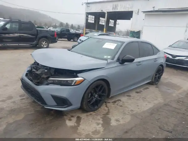 2HGFE2F56RH512673 2024 HONDA CIVIC - Image 2
