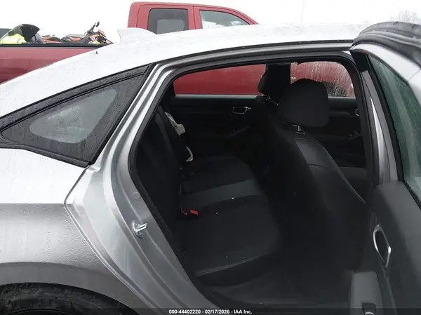 2HGFE2F56TH523809 2026 HONDA CIVIC - Image 8