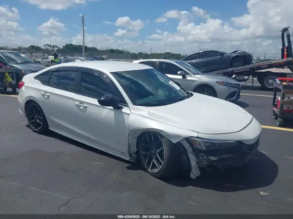 2HGFE2F57NH503152 2022 HONDA CIVIC - Image 1