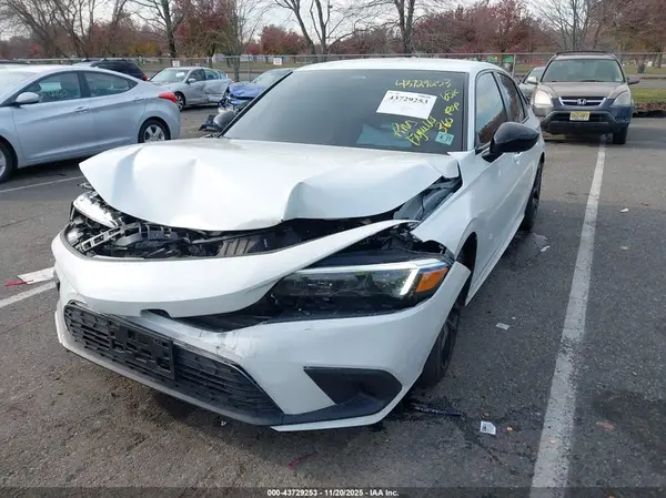 2HGFE2F57NH563528 2022 HONDA CIVIC - Image 2