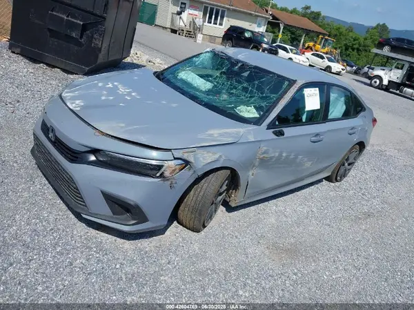 2HGFE2F57RH516943 2024 HONDA CIVIC - Image 2