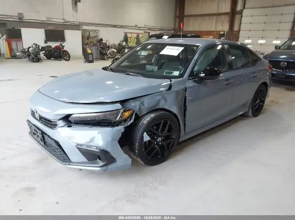 2HGFE2F57RH527599 2024 HONDA CIVIC - Image 2